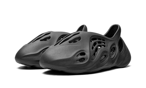 YEEZY FOAM RUNNER
"ONYX"